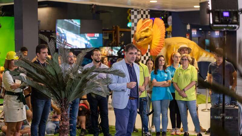 El Museo Elder se convierte por primera vez y durante unos meses, en el centro mundial de la divulgación en España y en Europa de lo acontecido desde la etapa jurásica hasta el cretácico / TA